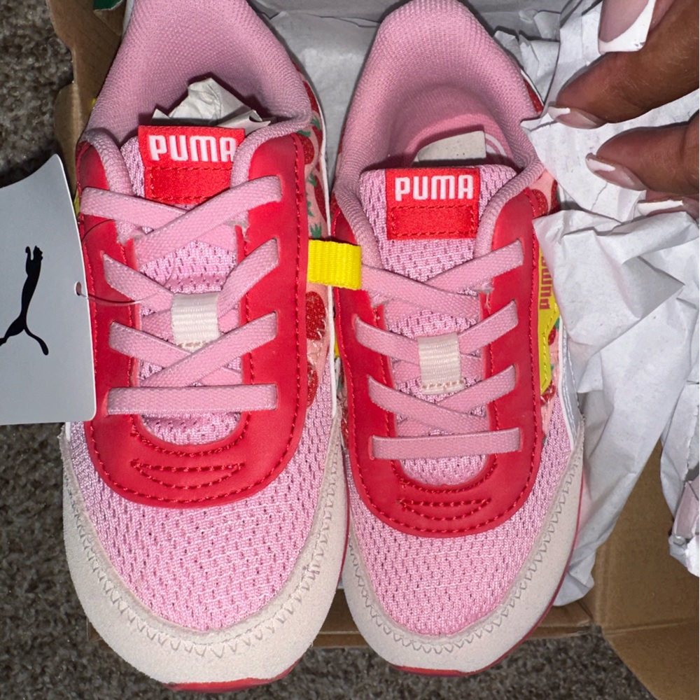 Toddler girls brand new puma sneakers.